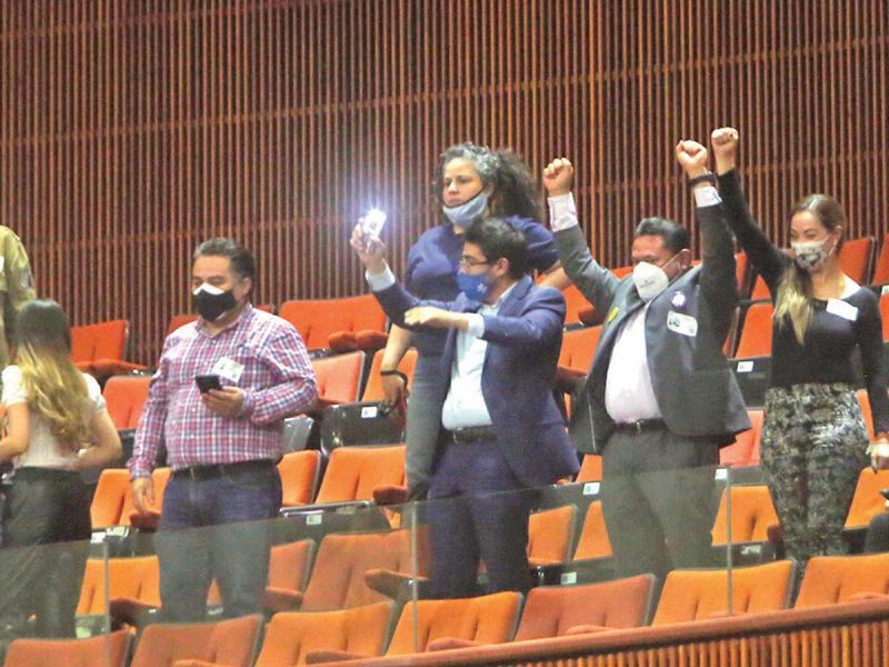 Frustran aprobación de Ley de Movilidad; oposición acusa presiones de cabilderos