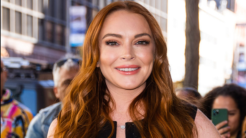 Lindsay Lohan da a luz a su primer hijo, se llamará Luai